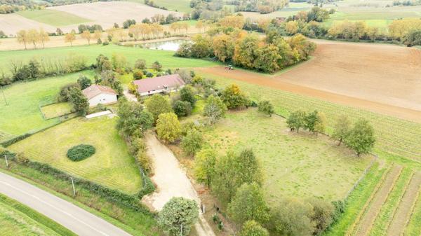 Domaine avec Maison et Appartement Sans voisinage