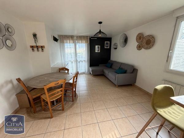 Appartement à louer 3 pièces 61.83m²