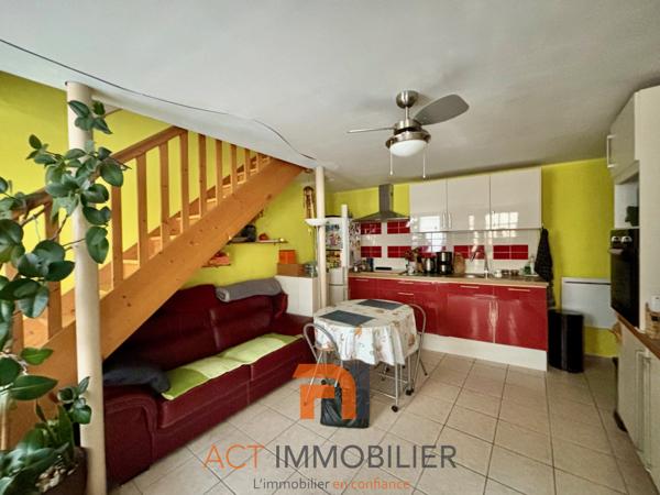 Maison de village 4 pièce(s) 3 chambre(s) 82 m²