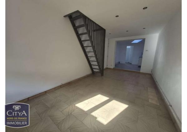 Maison à louer 4 pièces 62m² Lillers (62190)
