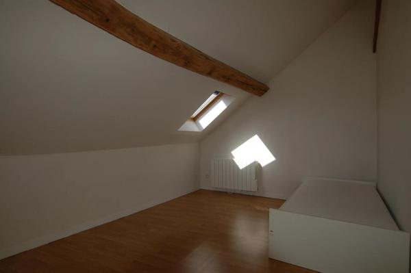 Location Appartement 4 pièces 48 m2 à Beynes