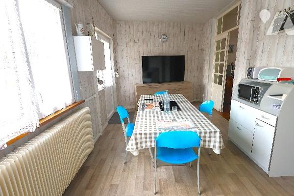 Exclusivité,
Idéal investisseur !
Maison avec locataires en place – Rendement immédiat - 621€/mois.