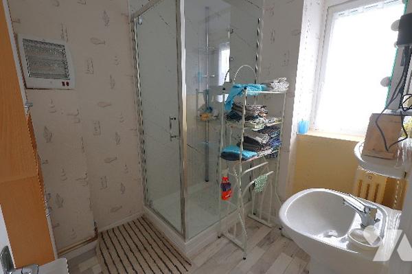 Exclusivité,
Idéal investisseur !
Maison avec locataires en place – Rendement immédiat - 621€/mois.