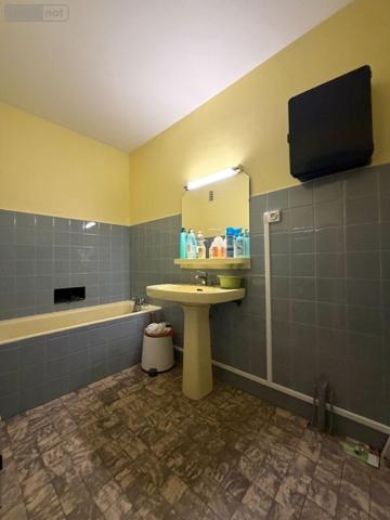 Appartement à vendre à Mâcon en Saône-et-Loire (71000), ref : APPT 810