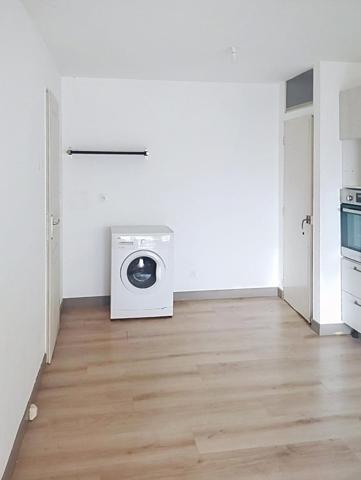 Maison à réhabiliter offrant de beaux volumes à exploiter