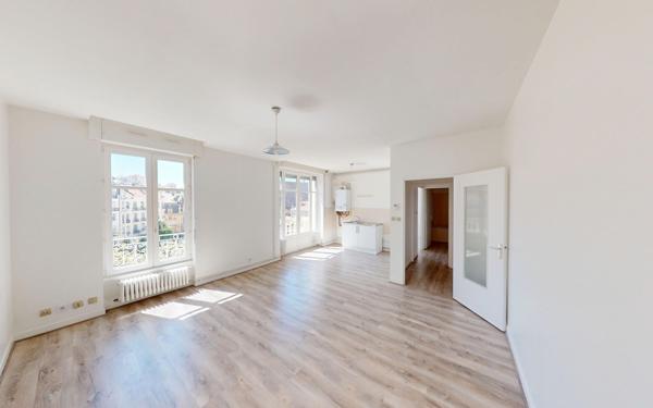 Appartement à louer    2 pièces • 42,53 m2 Saint-Étienne