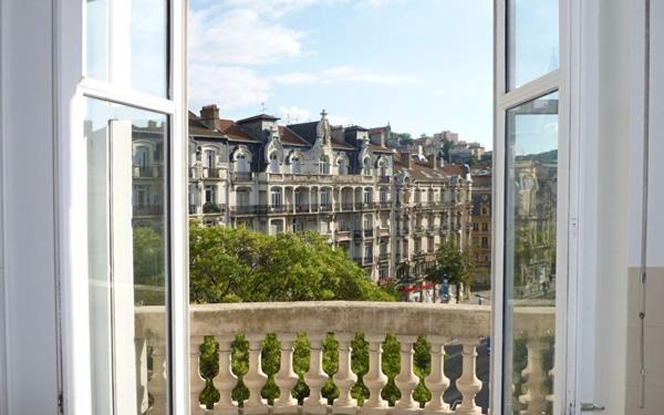 Appartement à louer    2 pièces • 42,53 m2 Saint-Étienne