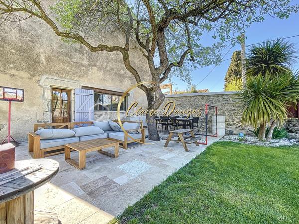 Maison en pierre de 250 m²