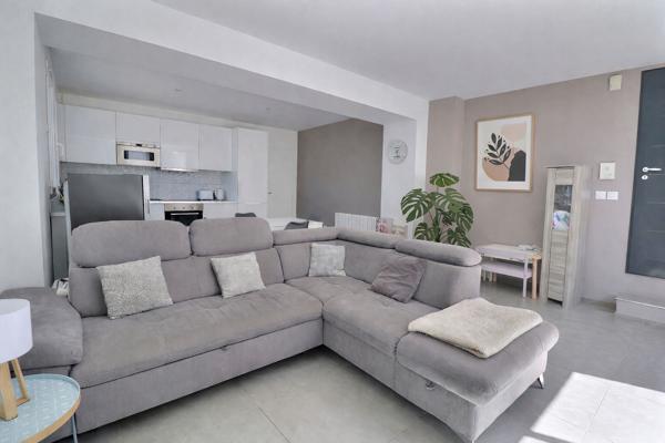 Appartement T3 de 70 m2 avec jardin de 165m2