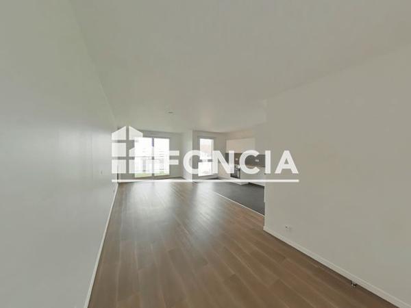 Location Appartement 4 pièces 77.8 m² - ILOT 2 A SUD ZAC LA MONTJOIE Saint-denis 93200