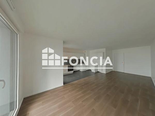 Location Appartement 4 pièces 77.8 m² - ILOT 2 A SUD ZAC LA MONTJOIE Saint-denis 93200