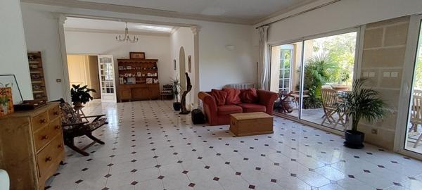 Maison à vendre 530 000 € Ambarès-et-Lagrave 8 p 171 m² DPE D