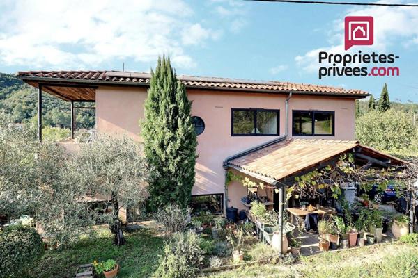 Maison 3 chambres  au calme sur les hauteurs