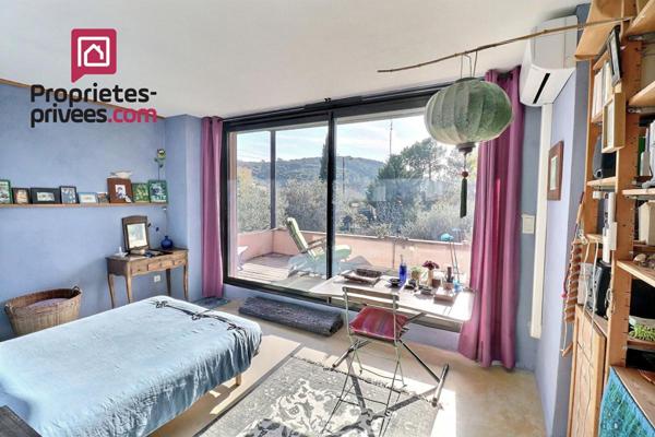 Maison 3 chambres  au calme sur les hauteurs