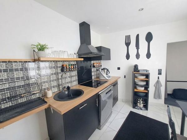 Immeuble 4 pièces à vendre Châtellerault - 86100 / Réf: 12059