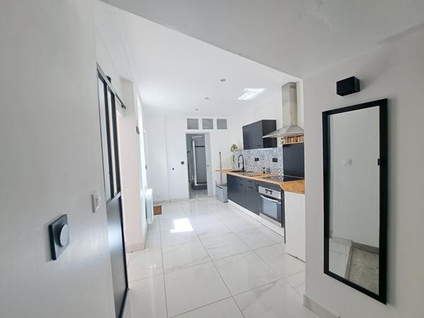 Immeuble 4 pièces à vendre Châtellerault - 86100 / Réf: 12059