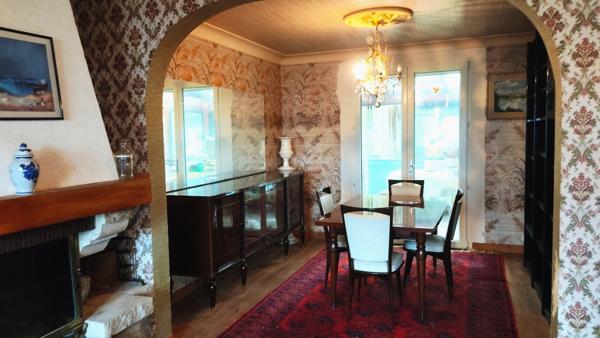 MAISON FAMILIALE 4CHAMBRES EN VILLAGE