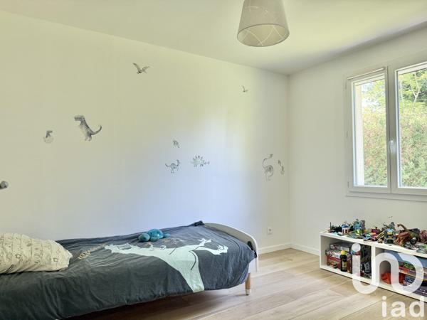 Maison 5 pièces de 104 m² à Salles (33770)