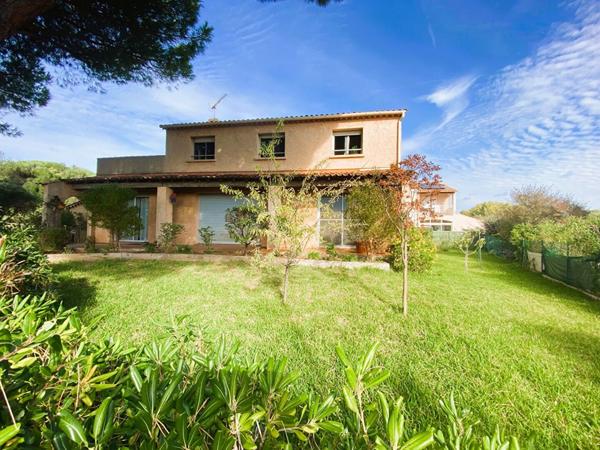 Villa 153 M² Avec Garage Et Jardin