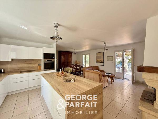 LES GRENETTES ? Propriété 2 maisons, 6 chambres, terrain 1 265 m² à quelques pas de l'océan