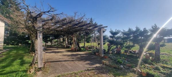 Ancienne maison d'hôtes à LAVIT