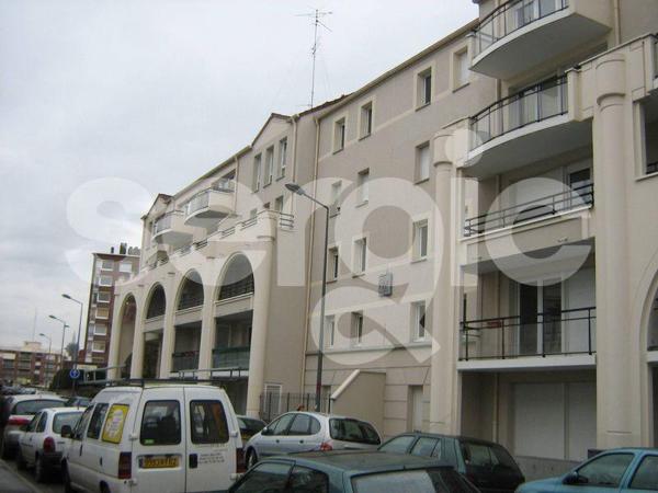Location 2 Pieces 50 59800 Lille 13 0196 04 0444