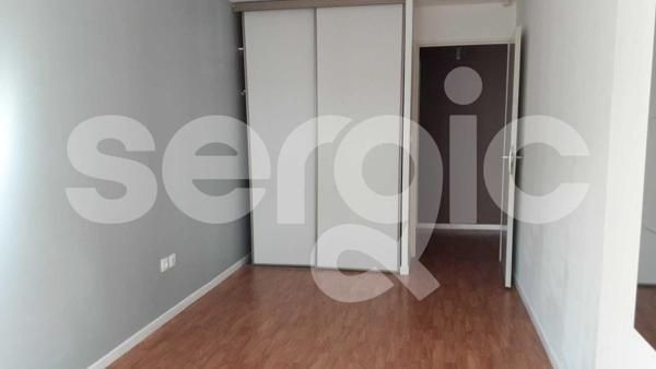 Location 2 Pieces 50 59800 Lille 13 0196 04 0444