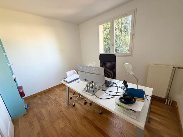 Maison Courdimanche 8 pièce(s) 165.19m2 519 900 € **  - Référence  2314