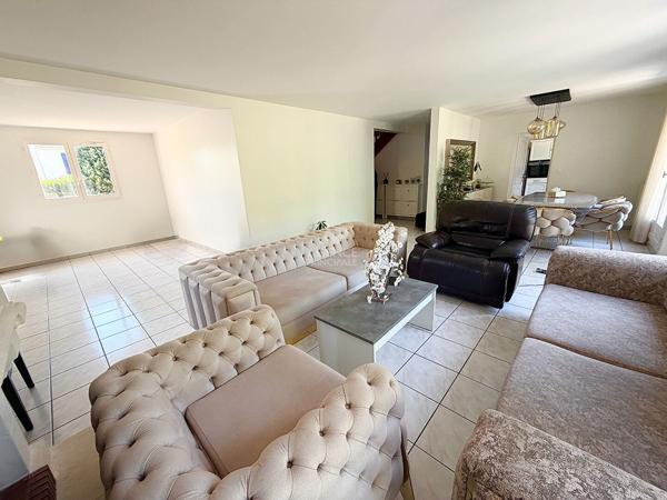 Maison Courdimanche 8 pièce(s) 165.19m2 519 900 € **  - Référence  2314