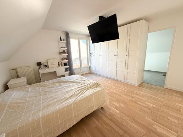 Maison Courdimanche 8 pièce(s) 165.19m2 519 900 € **  - Référence  2314
