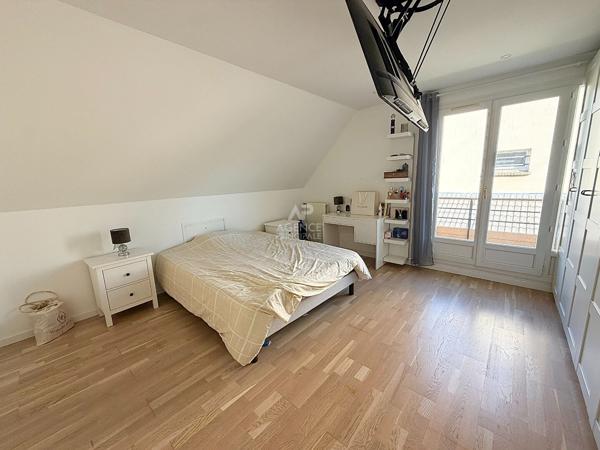 Maison Courdimanche 8 pièce(s) 165.19m2 519 900 € **  - Référence  2314