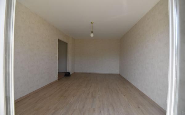 Appartement à vendre    2 pièces • 43,68 m2 Cosne-Cours-sur-Loire