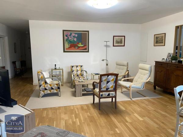 Appartement à vendre 6 pièces 122.27m² Laval (53000)