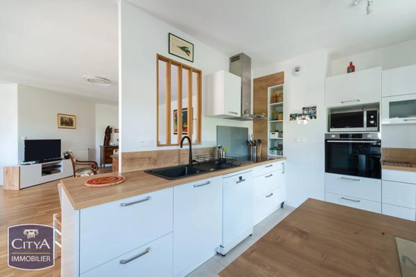 Appartement à vendre 6 pièces 122.27m² Laval (53000)