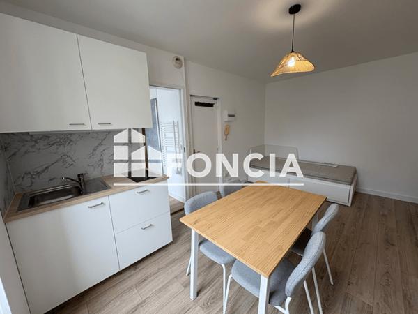 Location Studio meublé 18.9 m² - Laval 53000