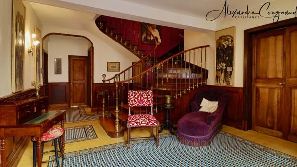 Dourgne centre - Maison de caractère 360 m², 10 chambres avec gîte, proche commerce et groupe scolaire