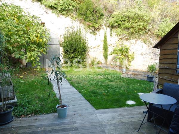 Vente charmante maison de 75 m²  avec cave voûtée et cour intérieure - A proximité de la voie verte - à Montval-sur-Loir (72500)