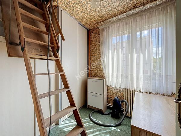 A vendre : Maison familiale de 7 pièces avec un joli jardin et garage- Rezé