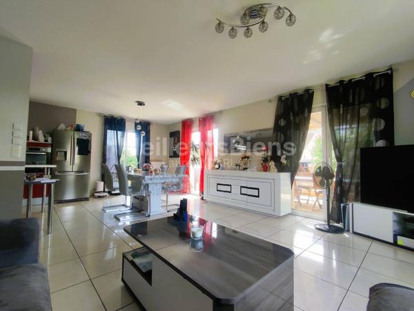 Agréable pavillon de 2009 situé à Port sur Saône