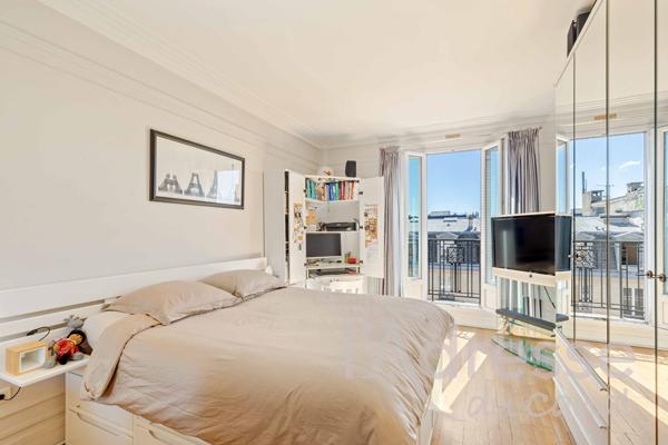 Appartement d'angle en étage élevé avec vue de rêve