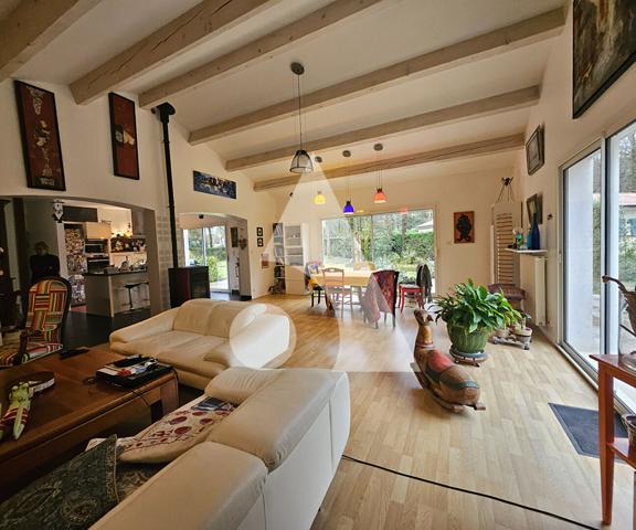 Maison 5 pièces 135.61 m2
