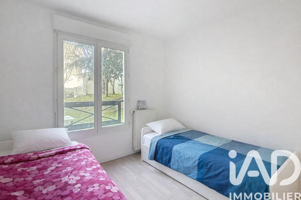 Appartement à vendre 3 pièces 70 m² Courbevoie