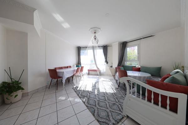 Appartement 5 pièces 93.75 m2