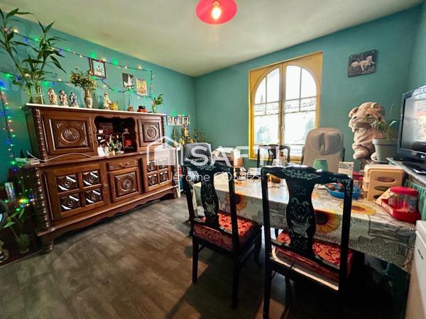 Immeuble d'environ 193 M2