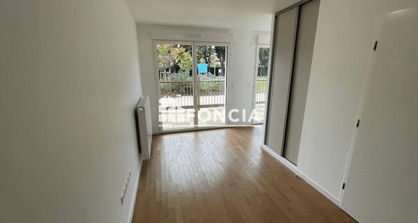 Location Studio 21.62 m² - Rueil-malmaison 92500