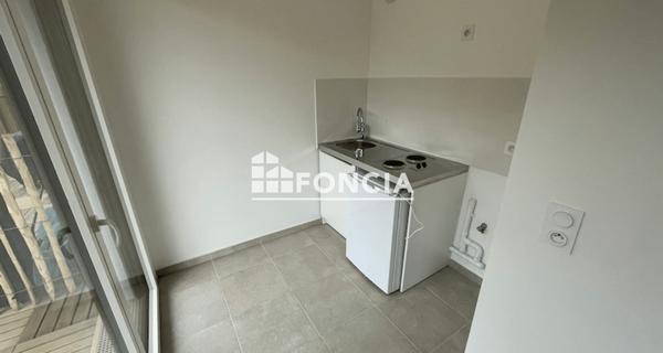 Location Studio 21.62 m² - Rueil-malmaison 92500