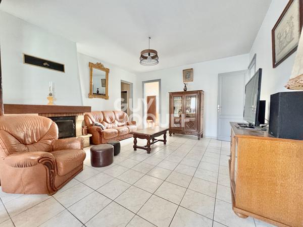 Maison familiale avec du cachet à GROS potentiel au coeur du Teich