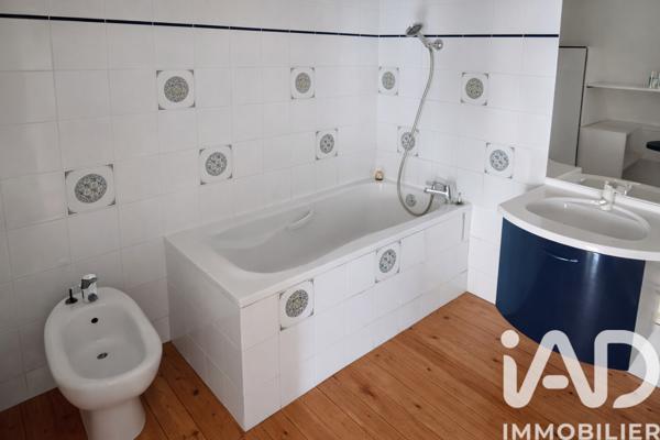 Appartement à vendre 5 pièces 170 m² Lons-le-Saunier