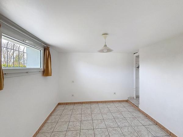 A vendre Maison 97m2, 6 pièces avec jardin et garage à Seissan