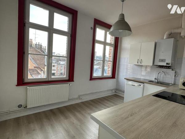 LILLE VIEUX LILLE - T3 - 84.50 M²
